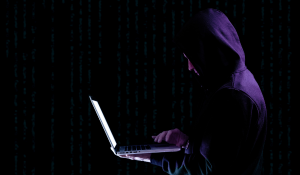Hacker auf dem Laptop