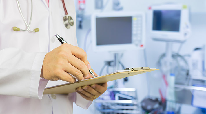 Arzt im Krankenhaus