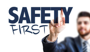 Zeichen: Safety First